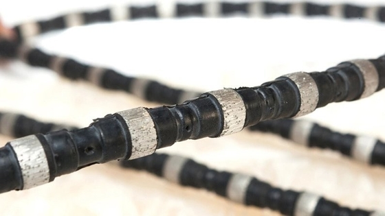 11.5mm Diamond Marble Wire Saw Alat Penggalian Untuk Memotong Batu Batu Keras