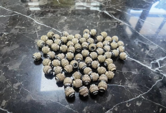 Manik-manik Diamond Wire Saw Untuk Tambang Granit Pemotongan Batu Tahan Aus Tajam