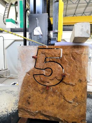 5 Axis CNC Wire Saw Mesin Pemotong Batu untuk Membentuk Lempengan Marmer Granit