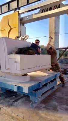 Mesin gergaji kawat berlian CNC dengan meja berputar 360 °