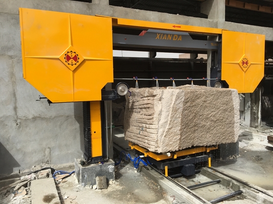 Batu Diamond Wire Saw Machine Untuk Block Squaring Dan Slabs Pemotongan