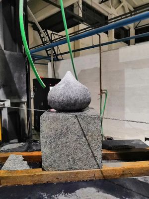 5 Axis CNC Diamond Wire Saw Stone Cutting Machine untuk Membentuk Granit Marble Slab