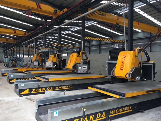 Mesin pemotong kecepatan tinggi CNC Linear Profiling untuk memotong balustres persegi