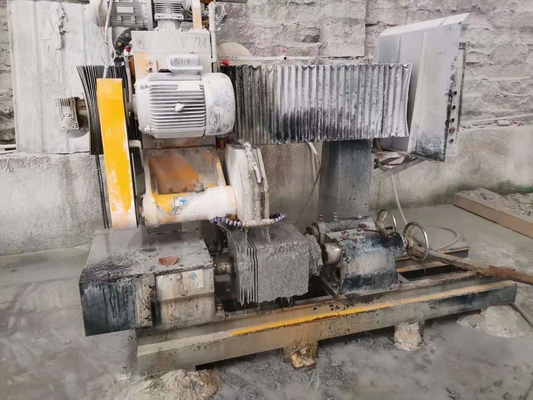 CNC Dua Baluster Batu Profiling Mesin Untuk Batu Tepat Pemotongan