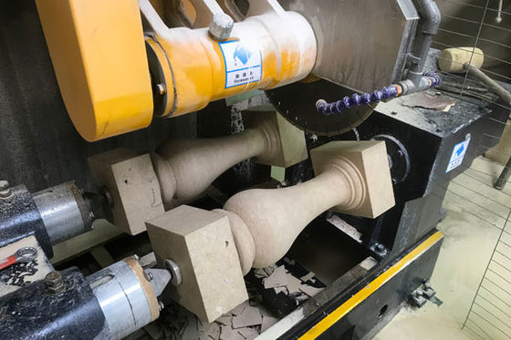 Mesin Pemotong Kolom Logam 7.5kw Motor Utama dengan Kapasitas Pemotongan Besar