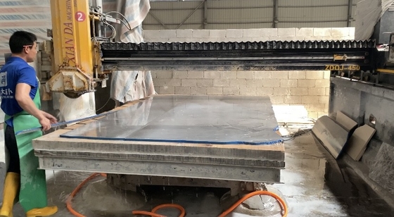Mesin Pemotong Jembatan Otomatis Dengan Sistem Keamanan Pasokan Listrik AC Dan Diameter Bilah 2200-2800mm