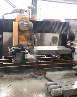 Dua PC Mesin Pemotong Baluster Untuk Pilar, Kolom Dasar Kolom Caps, roadblock