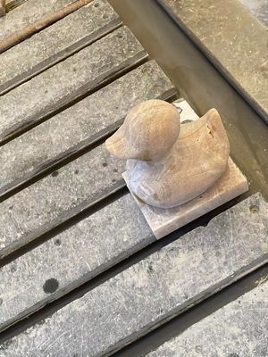 Stabil berjalan 4 sumbu Arc Slab Kolom Mesin Ukiran