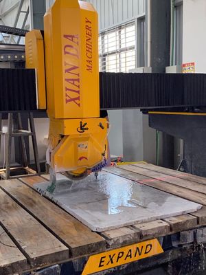 High Precision 4 Axis Bridge Stone Slab Cutting Machine Untuk Fan Bentuk Plat Dan Bentuk Khusus Edge Profiling