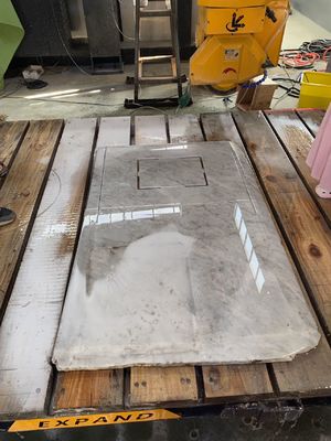 High Precision 4 Axis Bridge Stone Slab Cutting Machine Untuk Fan Bentuk Plat Dan Bentuk Khusus Edge Profiling