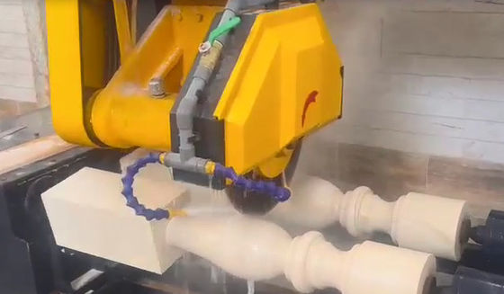 CNC Efisiensi Tinggi Dua Pcs Baluster Mesin Pemotong Untuk Kingpost, Roadblock