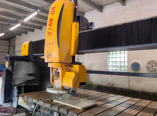 5 Axis Bridge Cutting Machinery Untuk Arbitrary Bentuk Garis Bentuk kipas Piring Cuci Basin Dan Bentuk Khusus