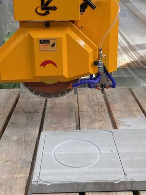 Mesin pemotong jembatan CNC yang dapat disesuaikan untuk bentuk khusus