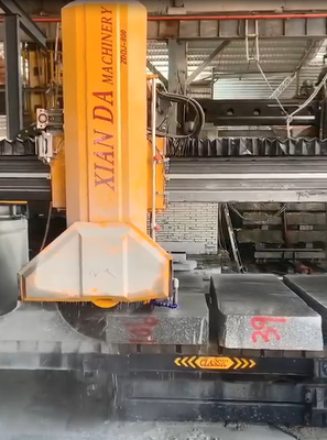 Konsumsi air 3m3/jam Xianda Batu Slab Mesin Pemotong untuk pemotongan presisi