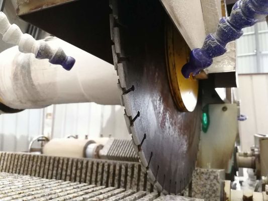 PLC / CNC Empat Pcs Mesin Pemotong Baluster Untuk Pilar, Dasar Kolom Dan Tutup Kolom Penghalang Jalan