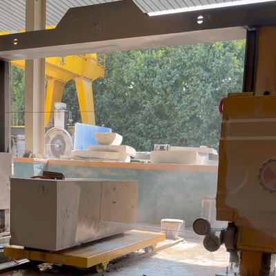 Diamond Wire Saw Machine dan Long Life Time Advantage Control CNC Blade Material Berlian