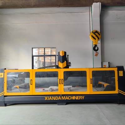 Advanced CMC Machining Center dengan Auto Tool Changer