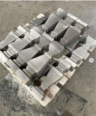 Mesin pemotong CNC linier 3 sumbu dengan daya 220V 15kw motor utama dan 21,5kw daya bruto untuk pagar granit