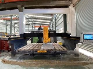 Zdqj-450/600/700 Infrared Automatic Stone Bridge Saw Cutting Machine untuk Granit / Marmer