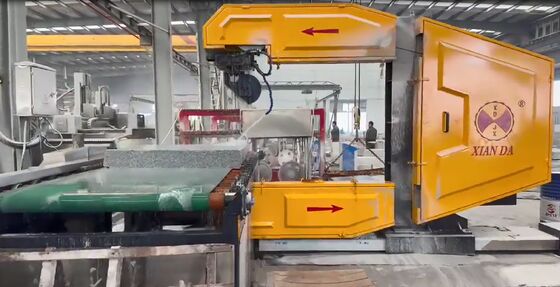 Mesin gergaji kawat CNC vertikal untuk curved curbstone