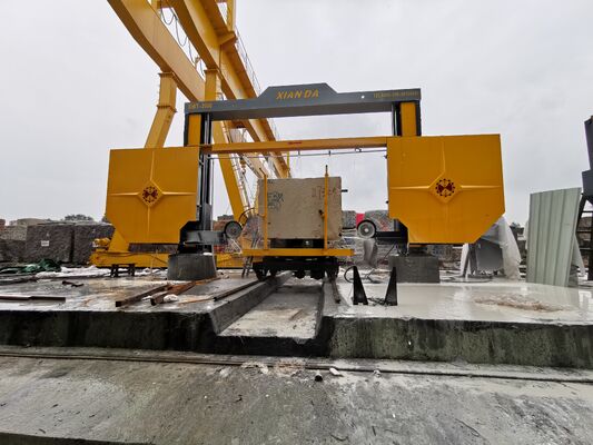 PLC Control Diamond Wire Saw Machine dengan Synchronous Screw Drive untuk 3000×3000×1500 mm Marble dan Granite Block Dividing