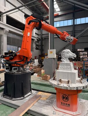 Mesin pemotong batu robot CNC 6 sumbu dengan kontrol interpolasi dan spindle BT40 untuk ukiran skala besar 3100mm