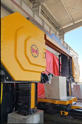 Discovery 4 CNC Diamond Wire Saw Machine dengan meja kerja servo-driven 360 ° dan kecepatan pemotongan 20-40 M/S untuk pemotongan batu presisi