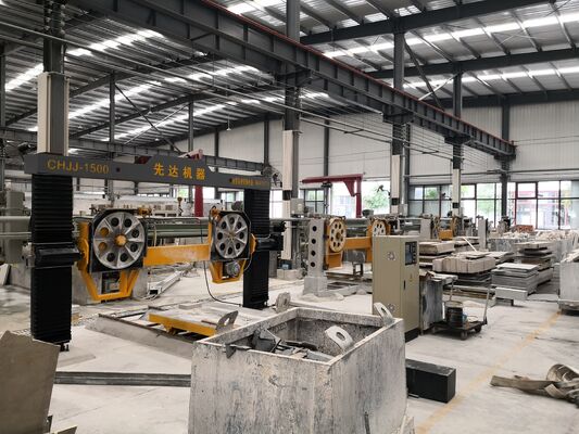 Mesin Gergaji Kawat Berlian CNC 5 Sumbu dengan Motor Utama 11kw untuk Pemrosesan Batu 2600 * 3000 * 1500