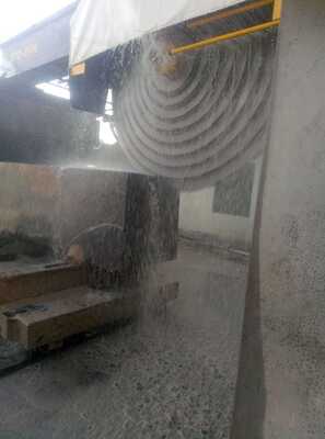 Mesin Pemotong Blok Granit Berkecepatan Tinggi dengan Diameter Pemrosesan Maksimum 2800mm