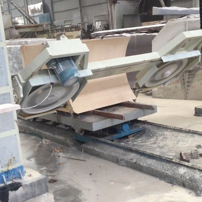 Mesin Pemotong Tepi Batu Circular Slab CNC untuk Memproses Kolom Berongga